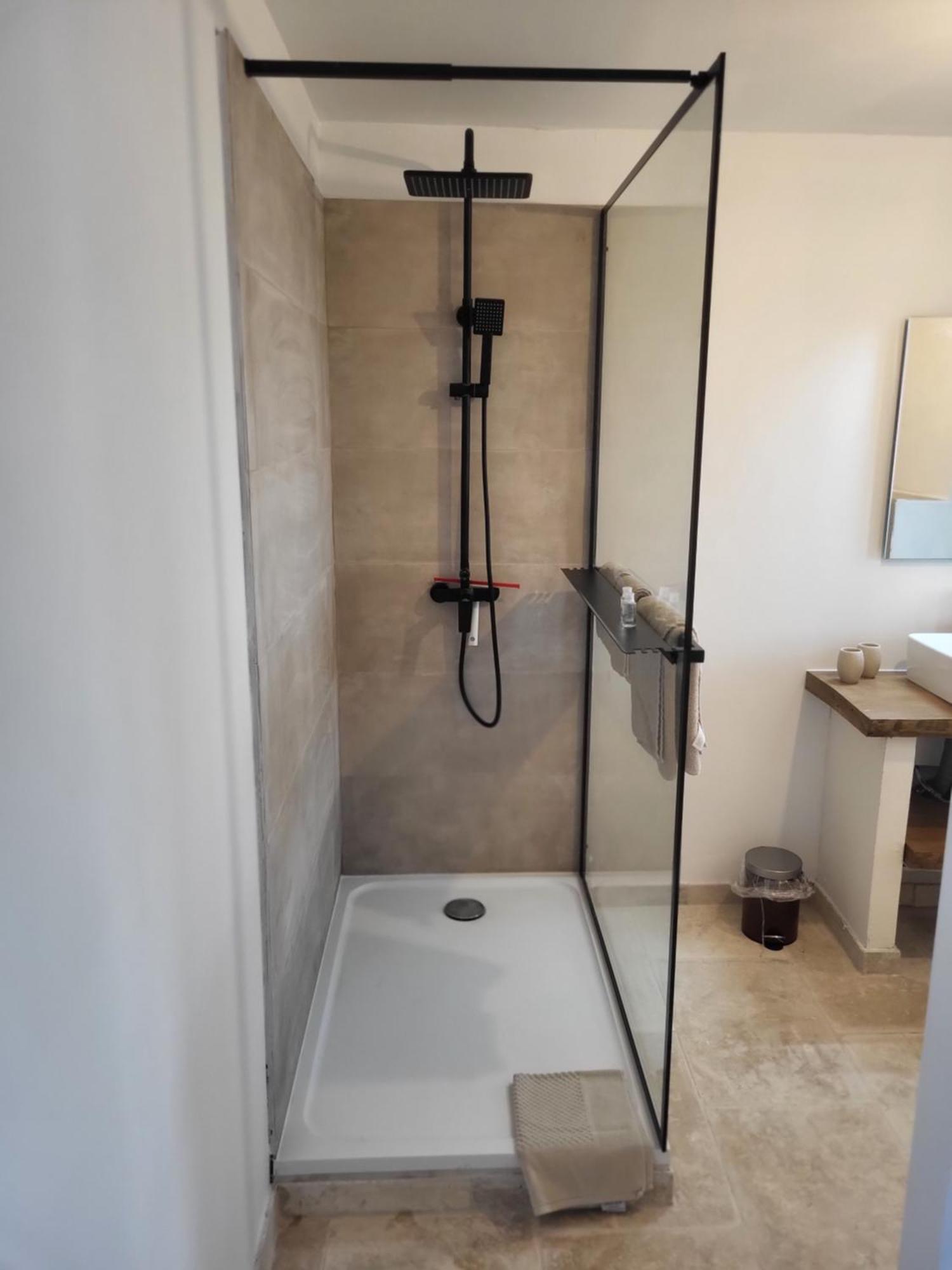 Bastide De La Madeleine Bed and Breakfast Pougnadoresse Kamer foto